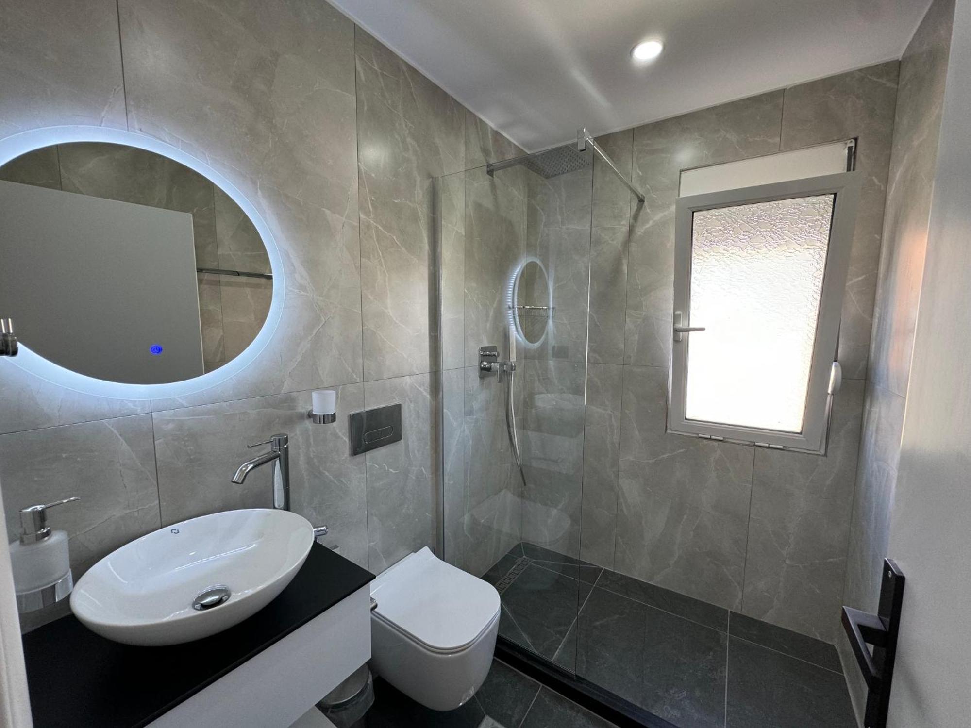 Garden Villa Apartments Sarandë Exteriör bild