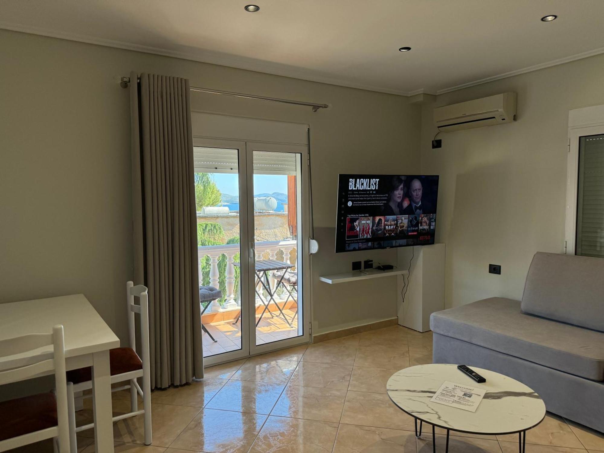 Garden Villa Apartments Sarandë Exteriör bild
